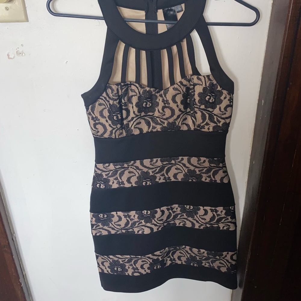 Size 5 Windsor dress